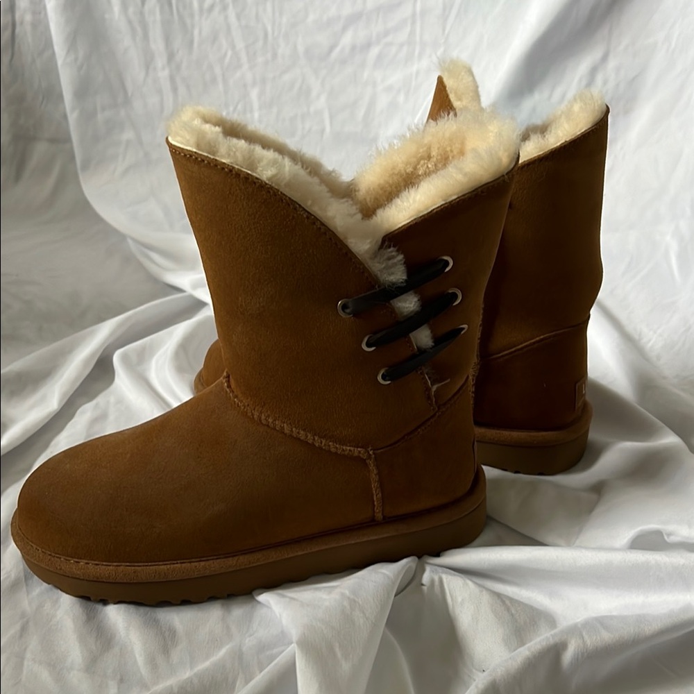 Ugg Constantine - image 2